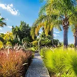 Semesterbostad Quinta Azul - Gorgeous With Pool & Private Terrace *